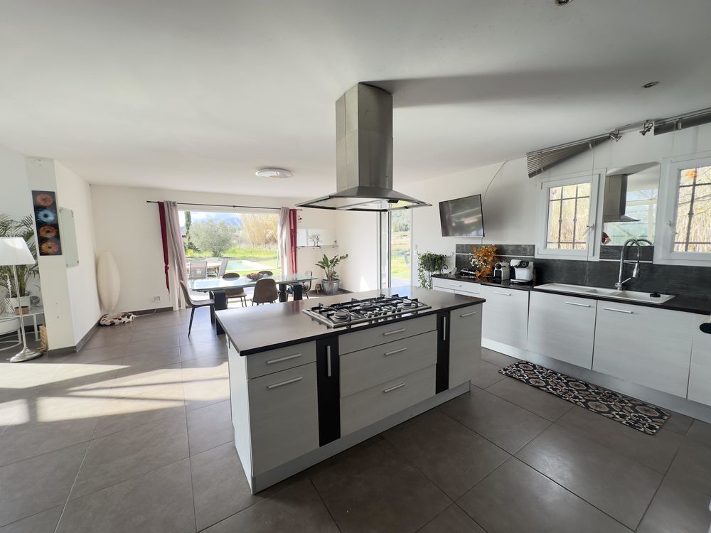 � vendre  Maison La Crau (83260)