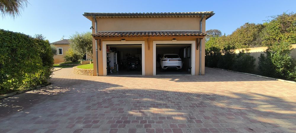 � vendre  Maison P�zenas (34120)