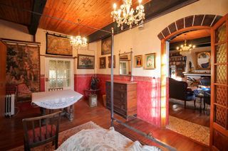  Propri�t�/ch�teau � vendre 8 pi�ces 201 m�