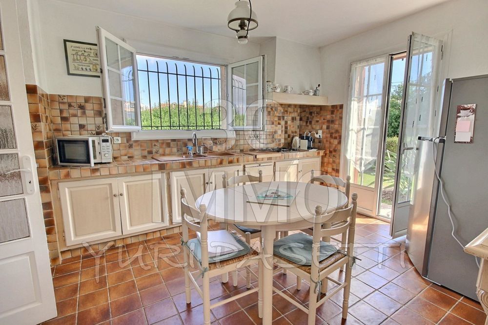 � vendre  Maison Antibes (06600)