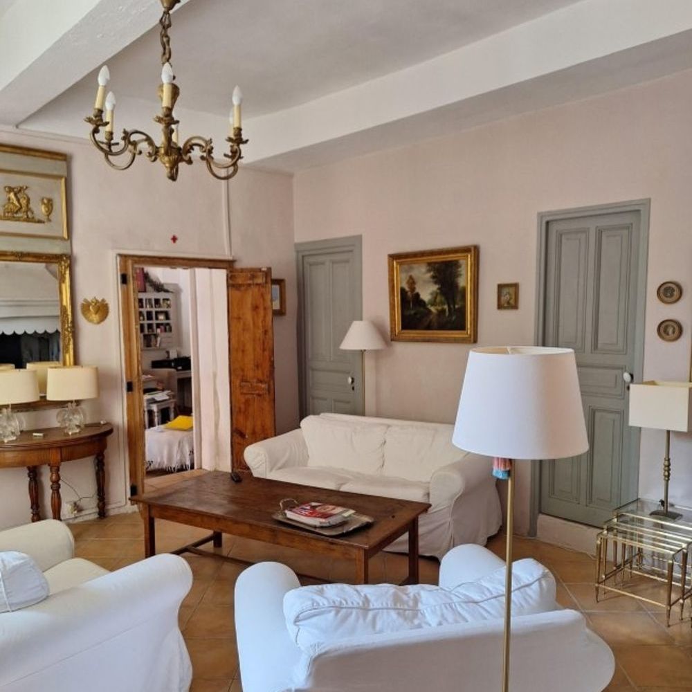 � vendre  Propri�t�/ch�teau Orange (84100)