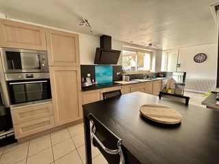  Maison � vendre 8 pi�ces 220 m�