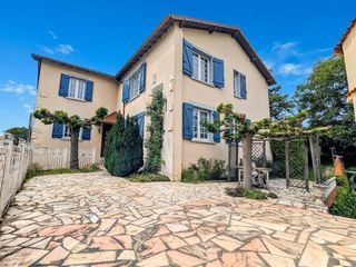  Maison � vendre 8 pi�ces 