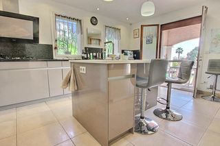  Maison � vendre 7 pi�ces 250 m�