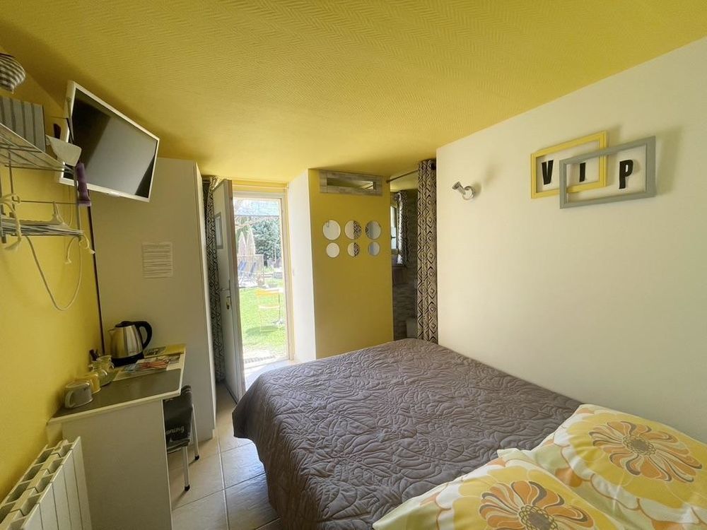 � vendre  Maison Cheval-Blanc (84460)