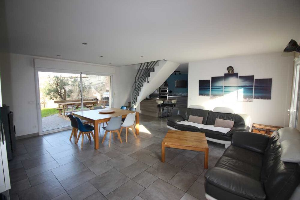 � vendre  Maison Pierrefeu-du-Var (83390)