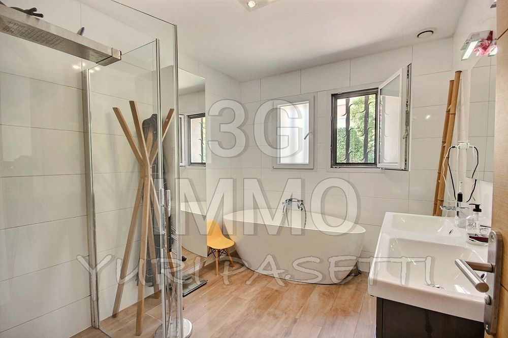 � vendre  Maison Grasse (06130)