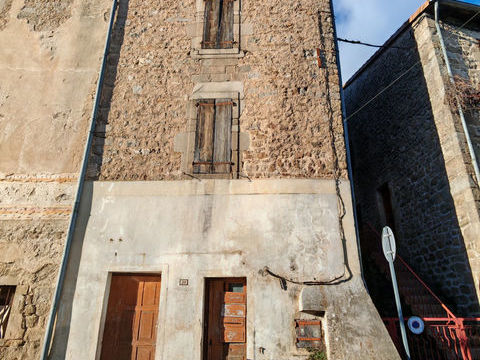   Maison de village   Chalencon Maison - 4 pi�ce(s) - 78 m�