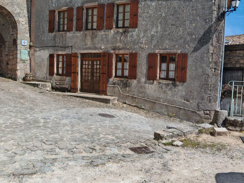   Maison 8 pi�ces Maison - 8 pi�ce(s) - 156 m�