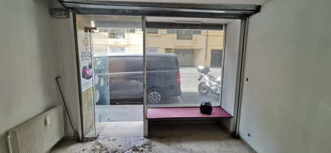 Local commercial 40m2 &agrave; louer rue Anatole France &agrave; AIX EN PROVENCE 1375 13100 Aix en provence