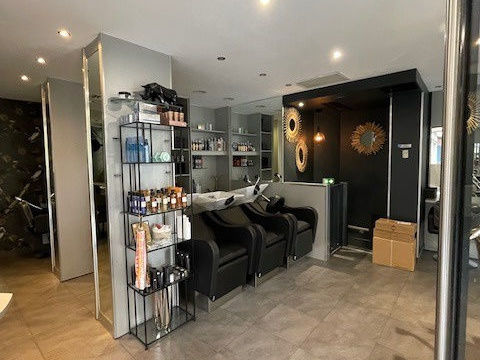 VEND SALON DE COIFFURE CAGNES SUR MER 189660 06800 Cagnes sur mer
