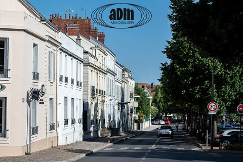 Emplacement premium &agrave; louer aux portes du centre-ville 3700 77100 Meaux
