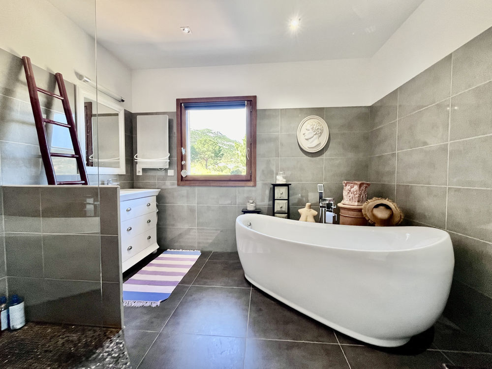 � vendre  Maison Calvi (20260)