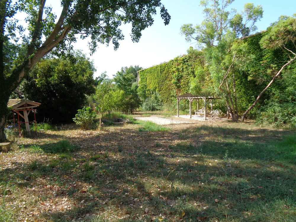 � vendre  Propri�t�/ch�teau Lunel (34400)