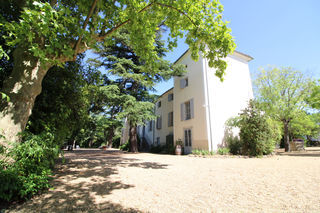  Propri�t�/ch�teau � vendre 15 + pi�ces 5000 m�