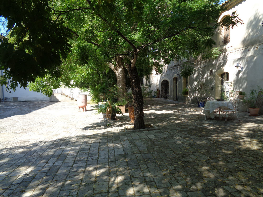 � vendre  Propri�t�/ch�teau Lunel (34400)