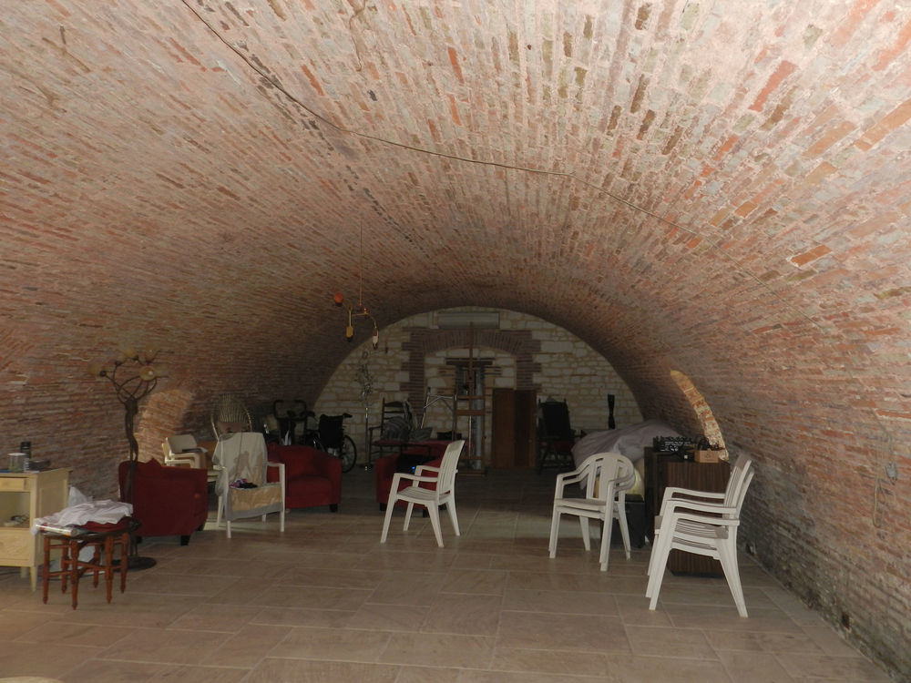 � vendre  Propri�t�/ch�teau Laubressel (10270)