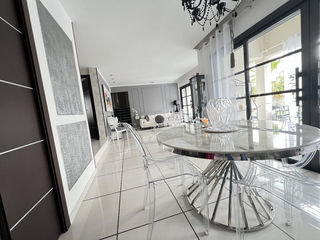  Maison � vendre 7 pi�ces 180 m�