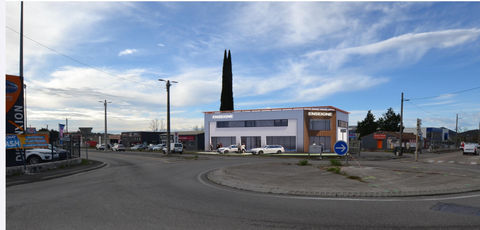 LOCAL COMMERCIAL 160 m2 (R+1) - ROCADE ALES. 2200 30100 Ales