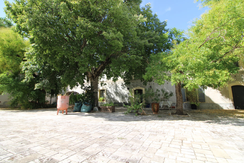 � vendre  Propri�t�/ch�teau Lunel (34400)