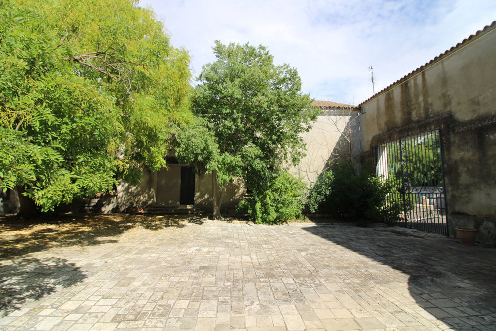 � vendre  Propri�t�/ch�teau Lunel (34400)