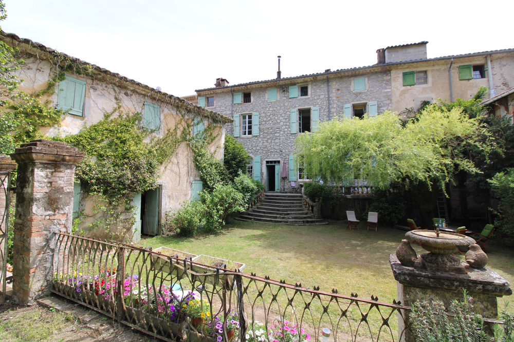 � vendre  Propri�t�/ch�teau Lasalle (30460)