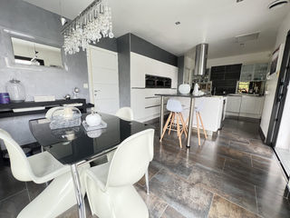  Maison � vendre 7 pi�ces 180 m�