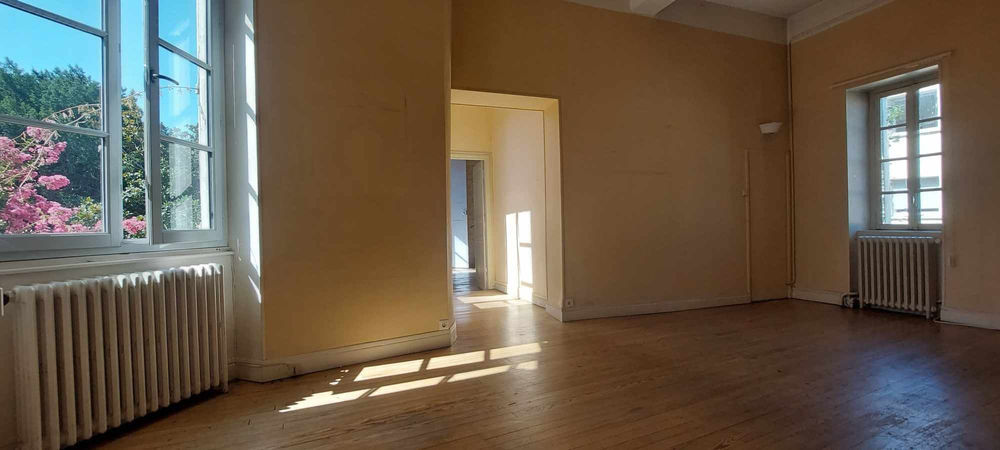 � vendre  Propri�t�/ch�teau Crest (26400)