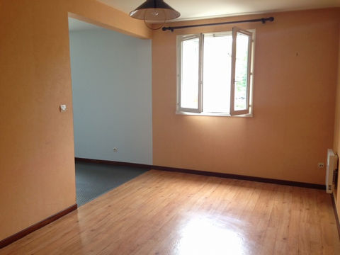   269 AVENUE DU LOIRET - LIBRE LE 20/04/2023 Appartement - 1 pi�ce(s) - 31 m�