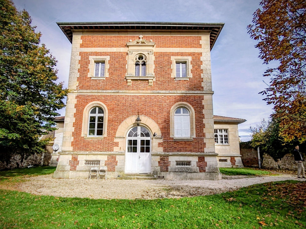 � vendre  Propri�t�/ch�teau Cr�py-en-Valois (60800)