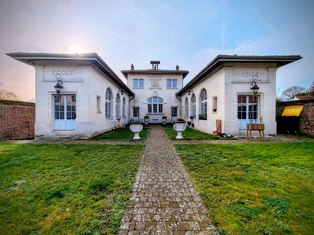 � vendre  Propri�t�/ch�teau Cr�py-en-Valois (60800)