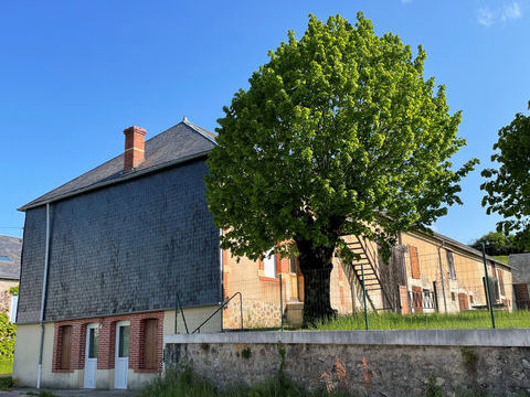   Maison T4 � OUROUX-EN-MORVAN Maison - 4 pi�ce(s) - 103 m�