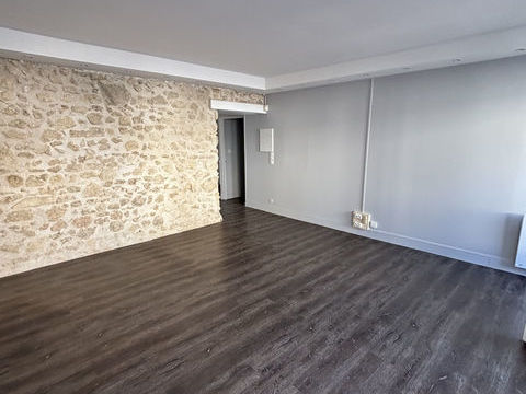 Local commercial &agrave; CHATEAU-CHINON 650 58120 Chateau chinon (ville)