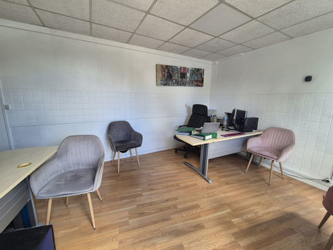 Mur d'un Garage avec Terrain 550000 93460 Gournay sur marne