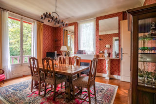  Propri�t�/ch�teau � vendre 11 pi�ces 341 m�