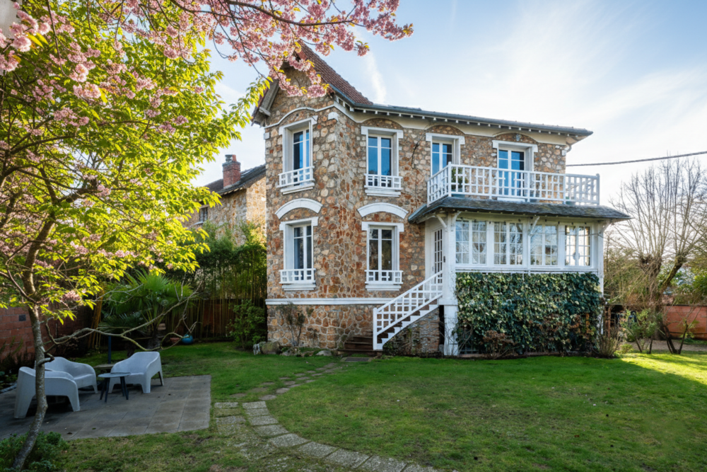 � vendre  Propri�t�/ch�teau Le V�sinet (78110)