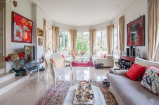  Maison � vendre 10 pi�ces 327 m�