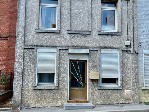   A 5 MINUTES DU CENTRE COMMERCIAL Maison - 6 pi�ce(s) - 78 m�