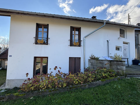   Maison de Village Maison - 6 pi�ce(s) - 190 m�