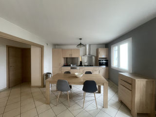  Appartement � louer 4 pi�ces 79 m�