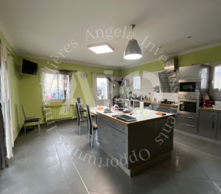  Maison � vendre 15 + pi�ces 575 m�