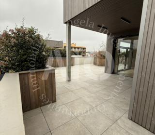  Appartement � vendre 5 pi�ces 121 m�