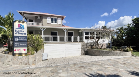 Maison &agrave; vendre Baie-Mahault Guadeloupe 304 m2 usage professionnel ou mixte 540000 97122 Baie mahault