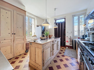  Maison � vendre 8 pi�ces 196 m�