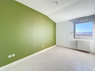  Appartement � vendre 4 pi�ces 94 m�