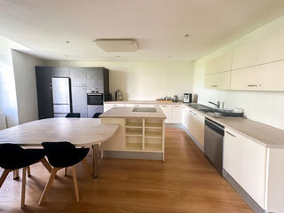  Appartement � vendre 9 pi�ces 215 m�