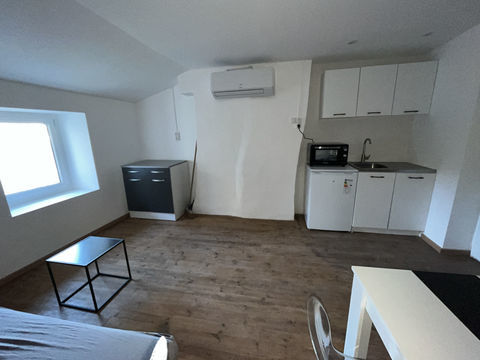   studio meuble enti�rement renov� Appartement - 1 pi�ce(s) - 18 m�