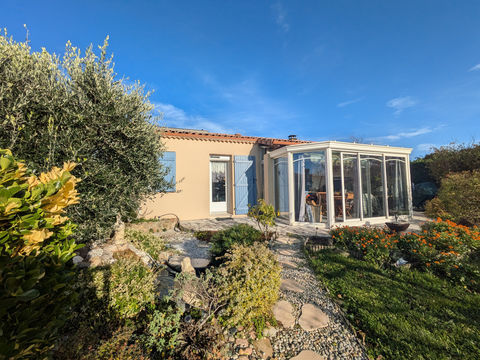   Saint-Victor maison plain-pied 104m2 terrain 800m2 Maison - 5 pi�ce(s) - 104 m�