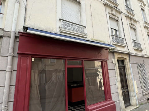 ANNONAY RUE SADI-CARNOT LOCAL COMMERCIAL A LOUER 580 07100 Annonay
