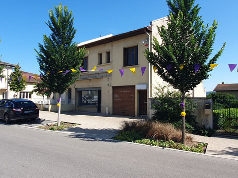 EPINOUZE 26210 IMMEUBLE D'ACTIVIT&Eacute; professionnelle toutes activit&eacute;s M&Ecirc;ME RESTAURATION 200M2 ENVIRON 1254 26210 Epinouze